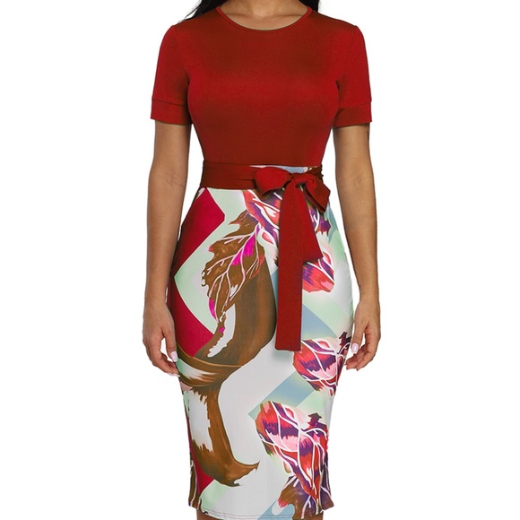 Dresses & Skirts - Red Print Midi Dress